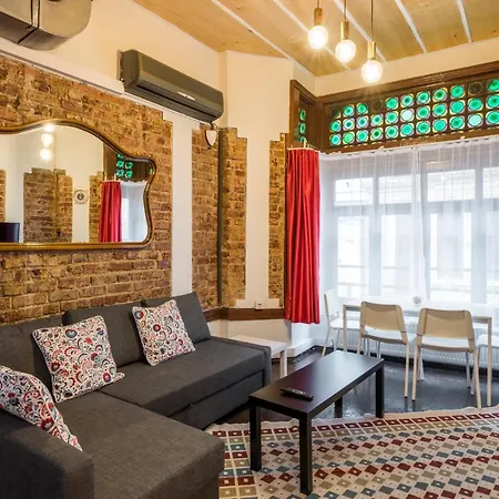 The Pub Beyoglu Apartament *