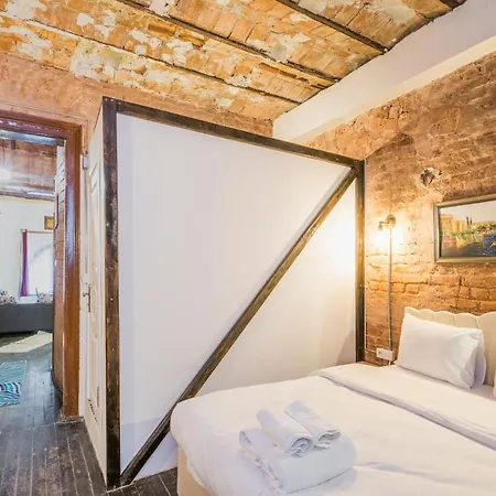 Apartment The Pub Beyoglu Istanbul